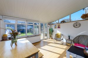 Dining Room- click for photo gallery
